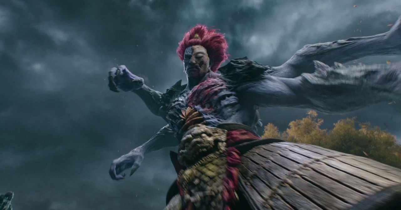 Um gigante gentil de quatro braços recupera para atacar