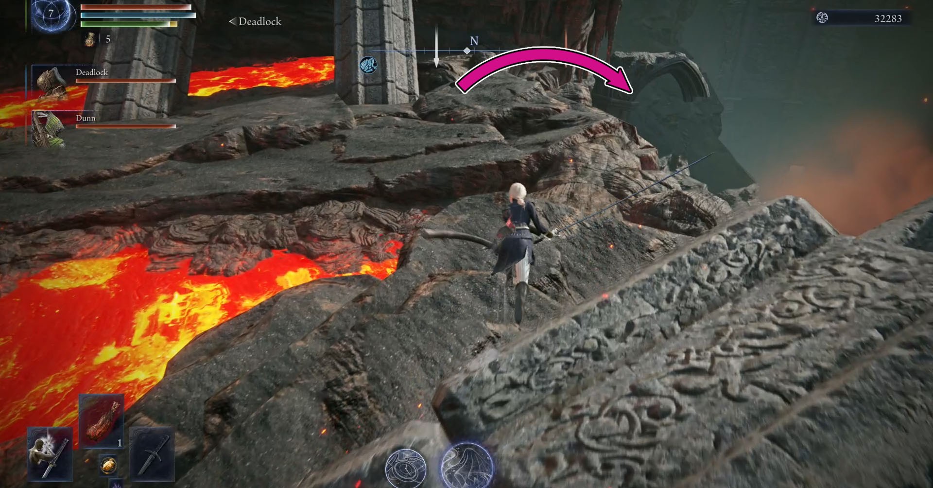 Uma captura de tela de Elden Ring Nightreign mostrando o personagem duquesa ao lado de um penhasco e uma flecha mostrando o local onde os jogadores devem ir. Uma captura de tela de Elden Ring Nightreign mostrando o personagem duquesa ao lado de um penhasco e uma flecha mostrando o local onde os jogadores devem ir.