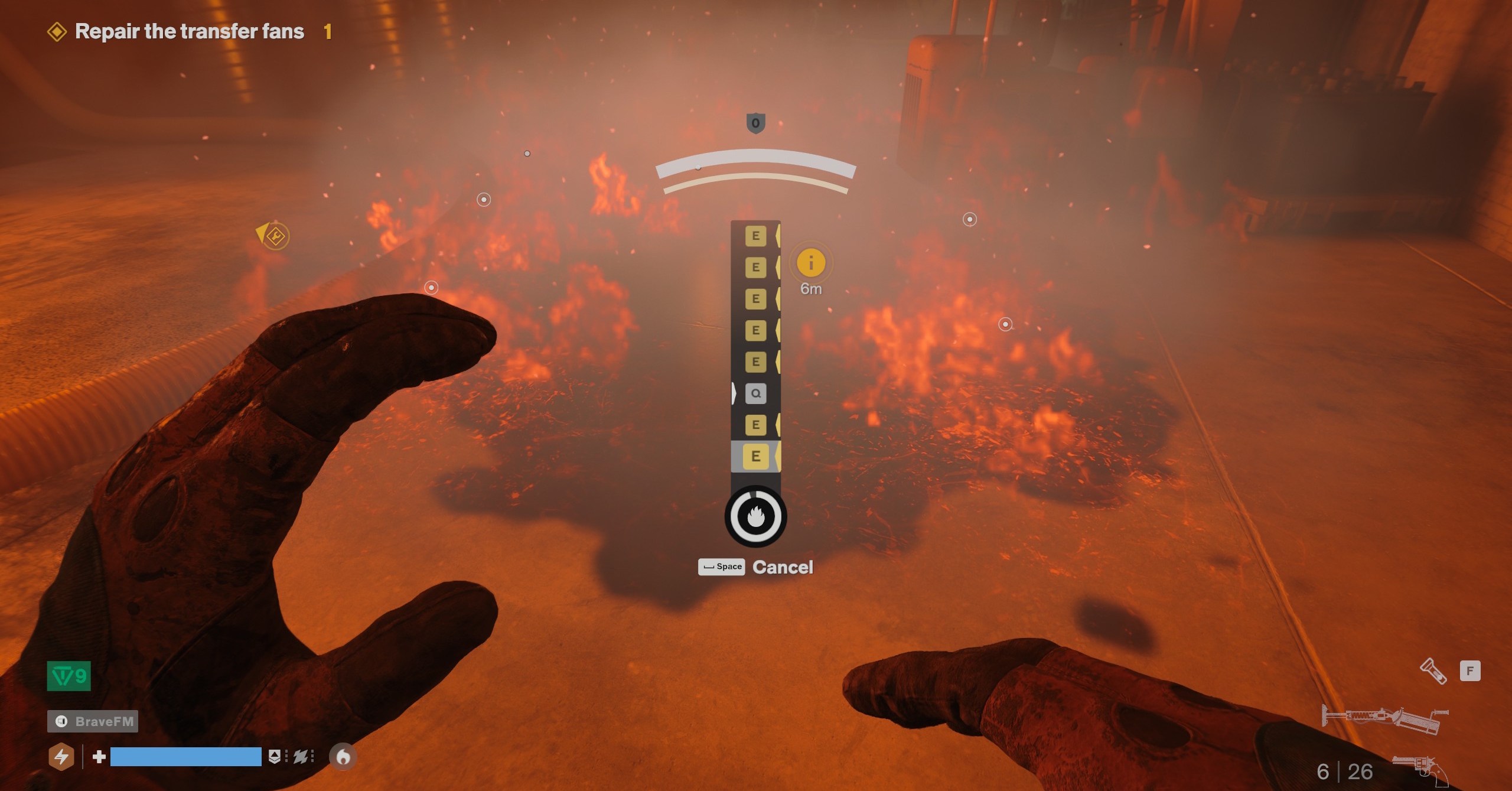 Um limpador de casa extinguindo um incêndio com as mãos Um limpador de casa extinguindo um incêndio com as mãos