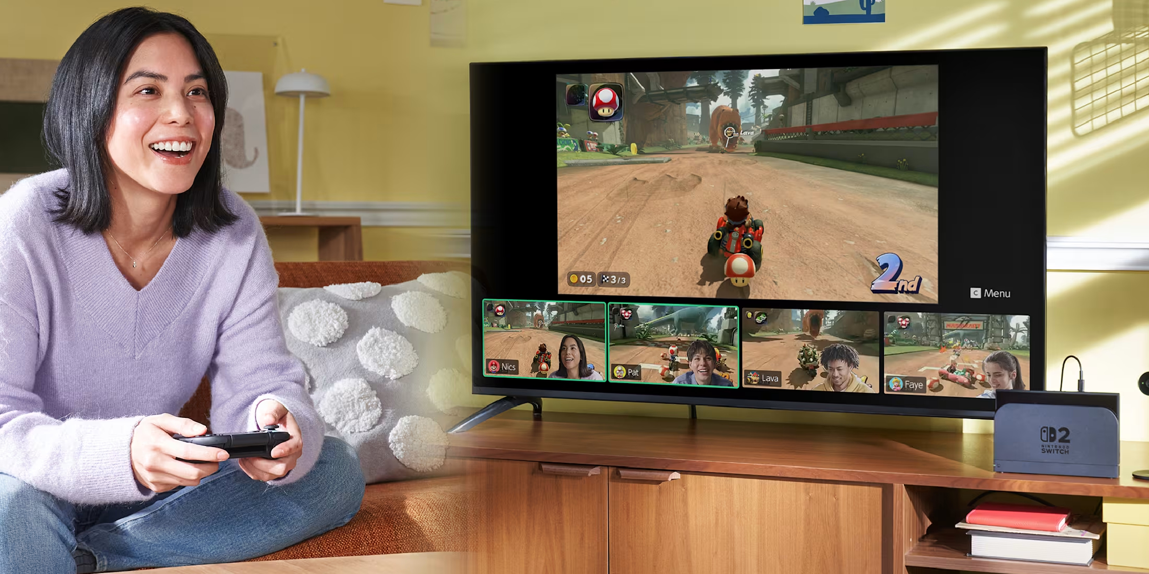 Imagem promocional para o recurso GameChat para o Switch 2, mostrando uma pessoa jogando Mario Kart com amigos.