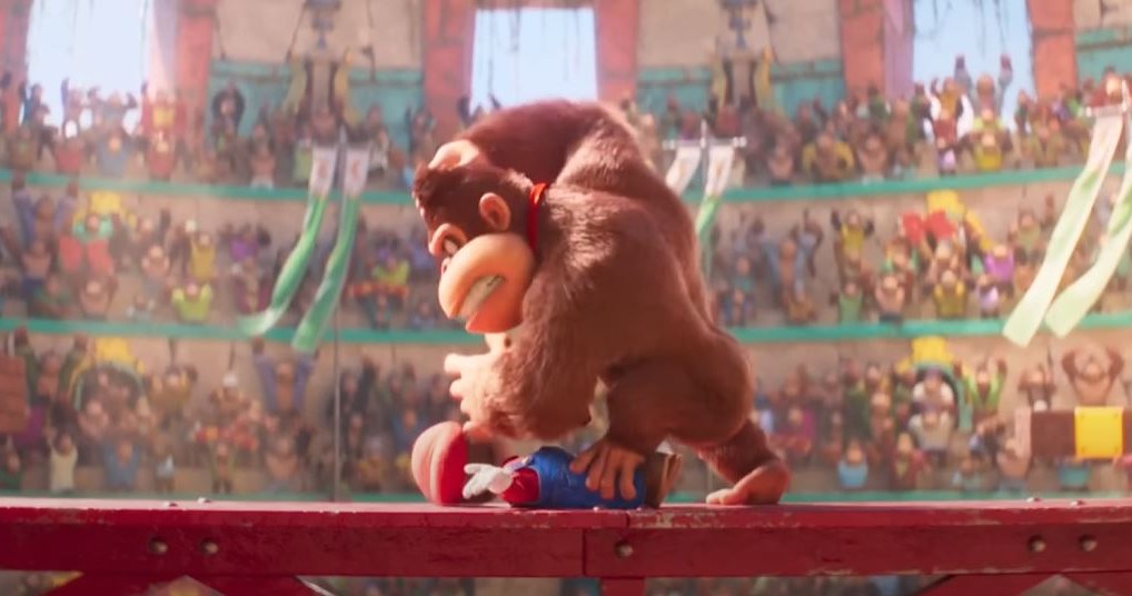 Donkey Kong no filme Super Mario bate o encanador com os punhos. Donkey Kong no filme Super Mario bate o encanador com os punhos.
