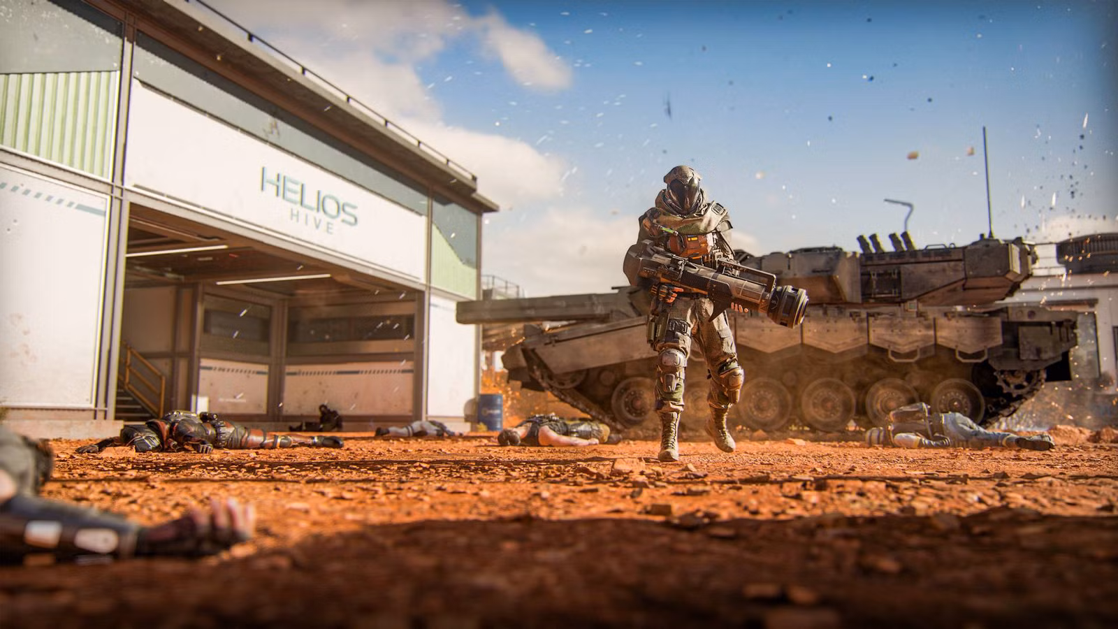 Um soldado caminha pelo mapa de Exposição em Black Ops 7 carregando um lançador.