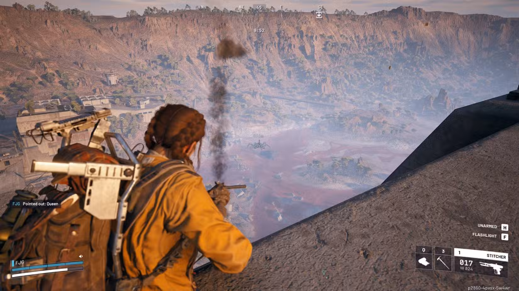 O jogador em Arc Raiders mirando em uma Rainha à distância.