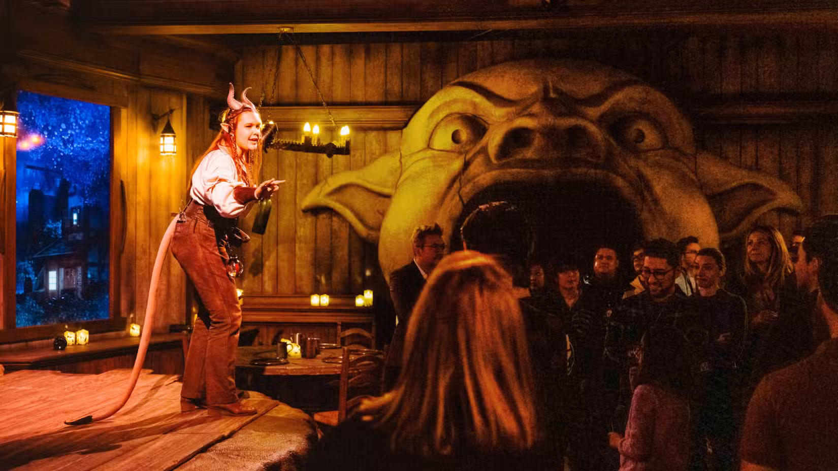 Jogadores de Dungeons & Dragons: The Immersive Quest se reúnem no Yawning Portal para aprender sobre sua missão