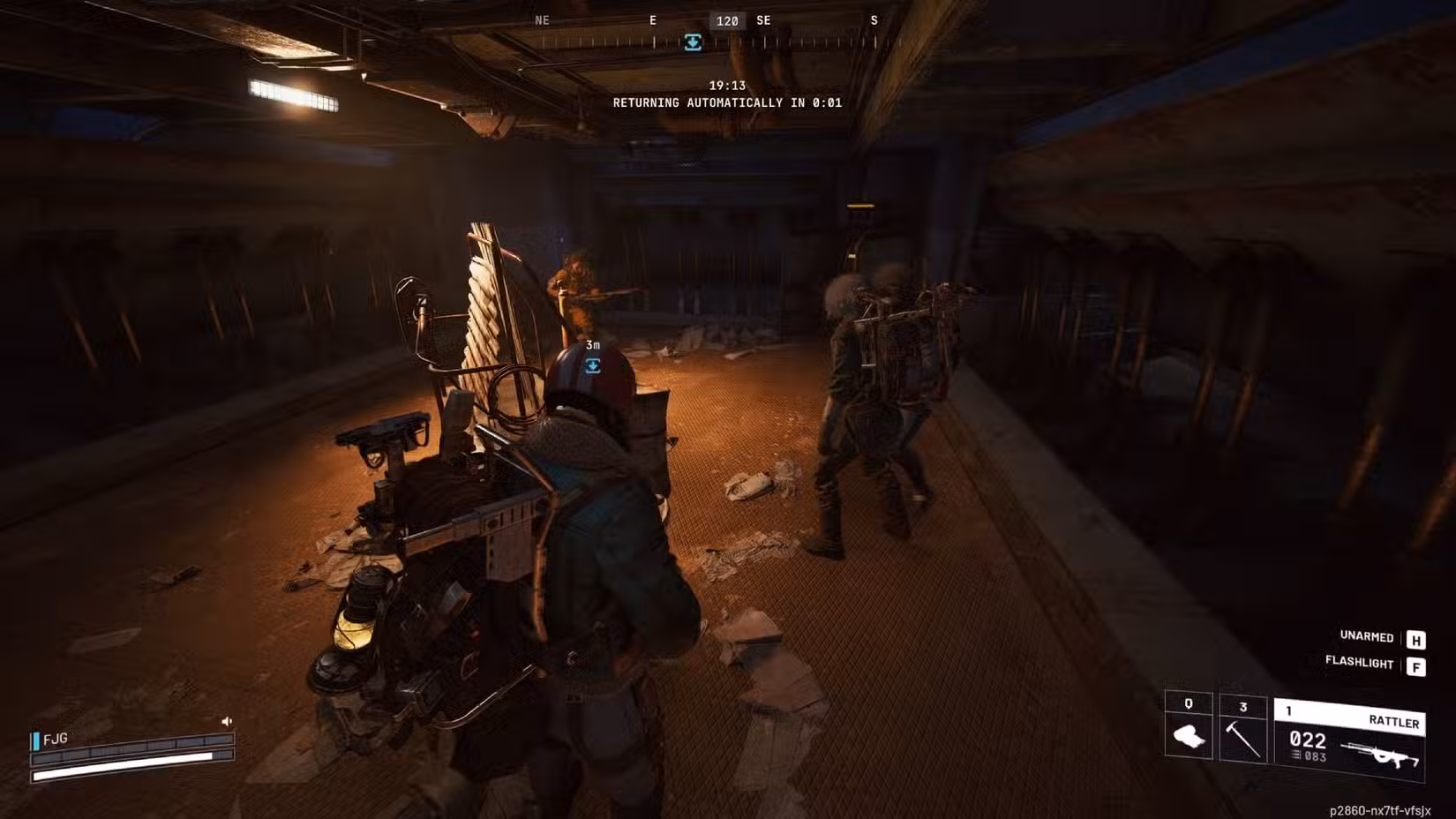 Quatro jogadores solo dentro do elevador, prestes a extrair Arc Raiders.