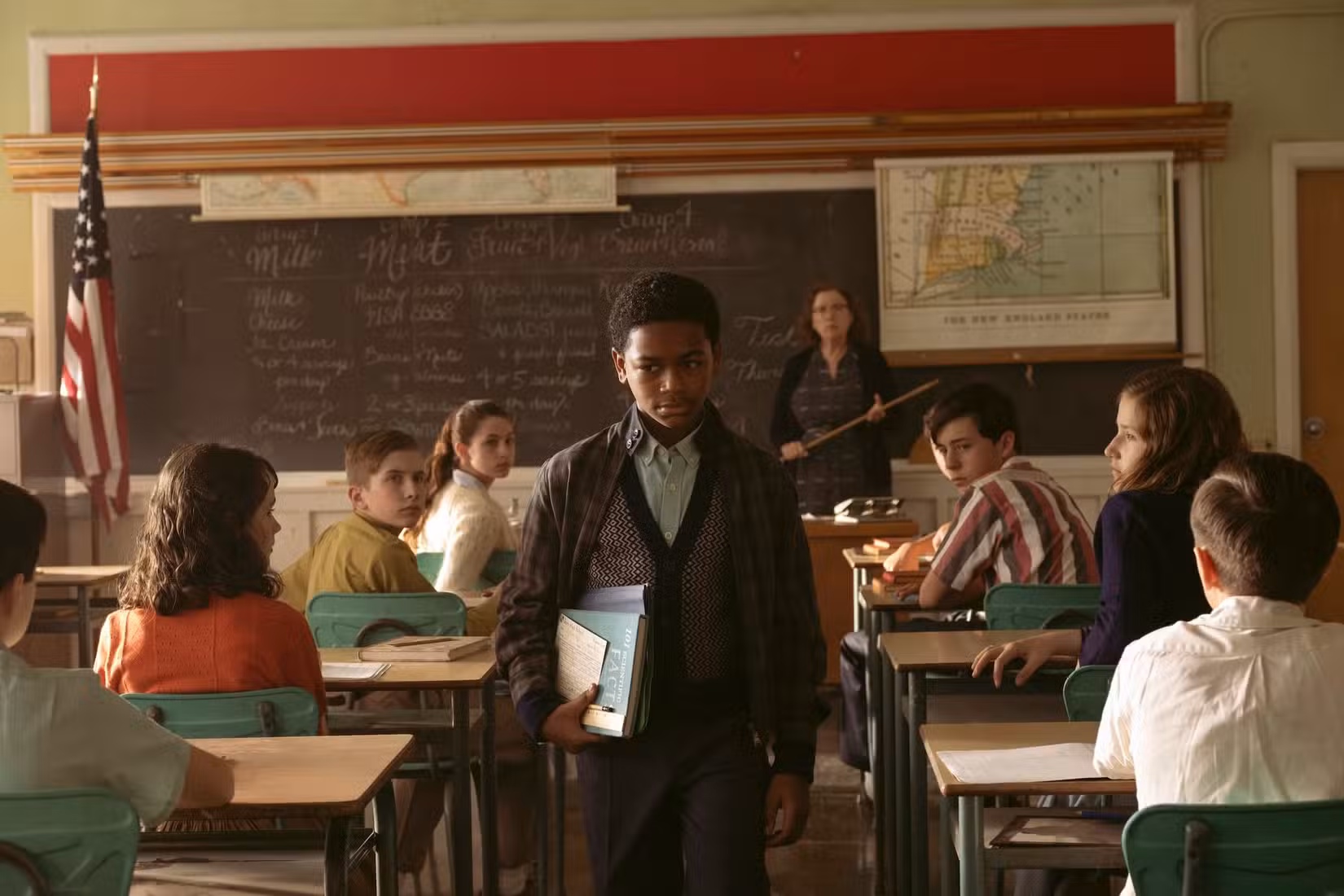 Will Hanlon (Blake Cameron James) entrando na aula tarde em TI: Bem-vindo a Derry