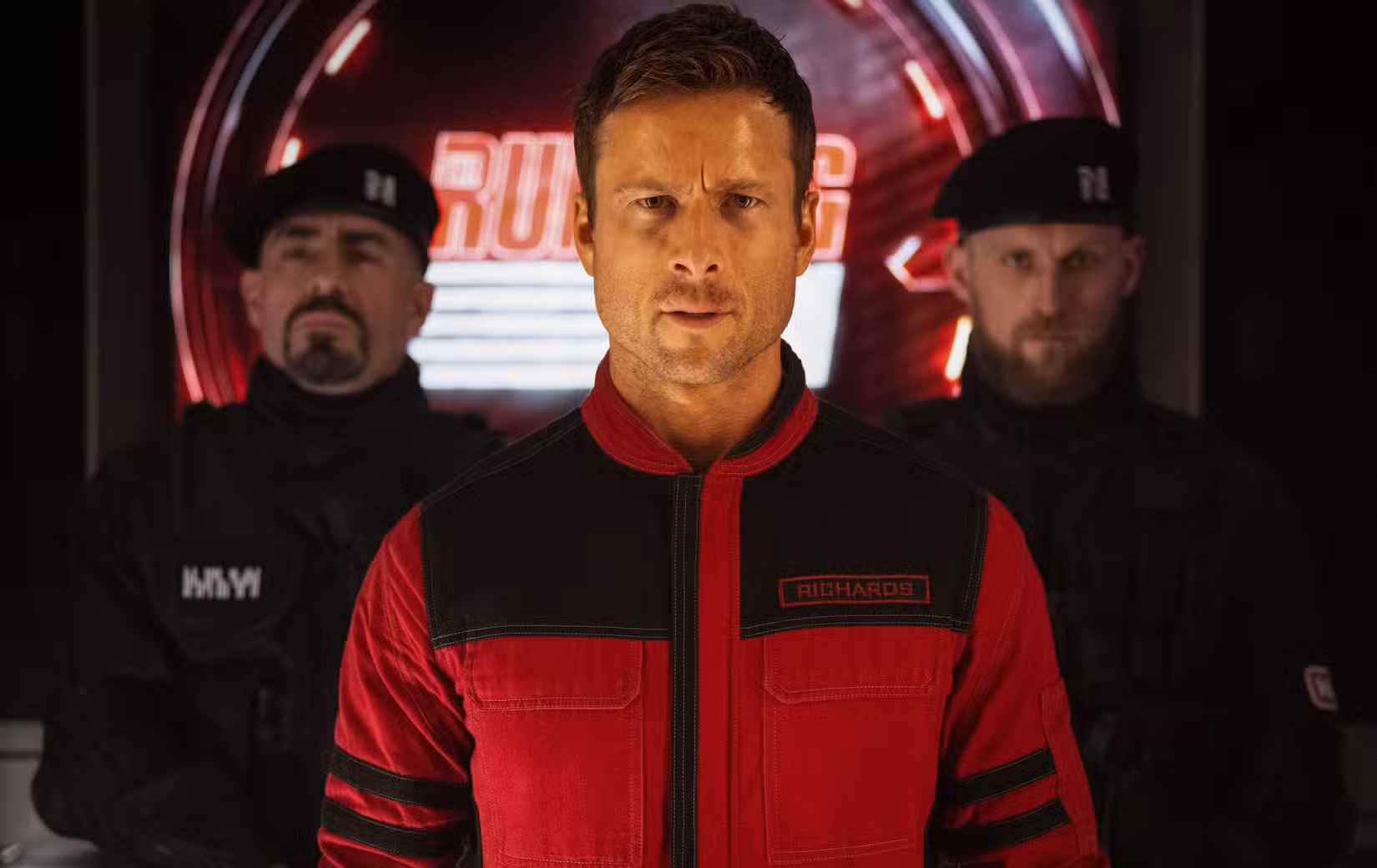 Glen Powell em O Homem Correndo