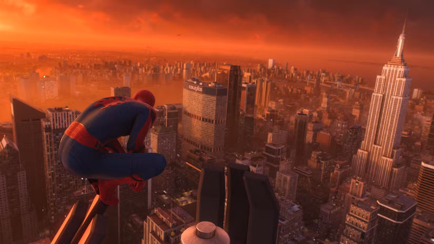 Peter está em uma torre e observa o mundo aberto do Homem-Aranha 2
