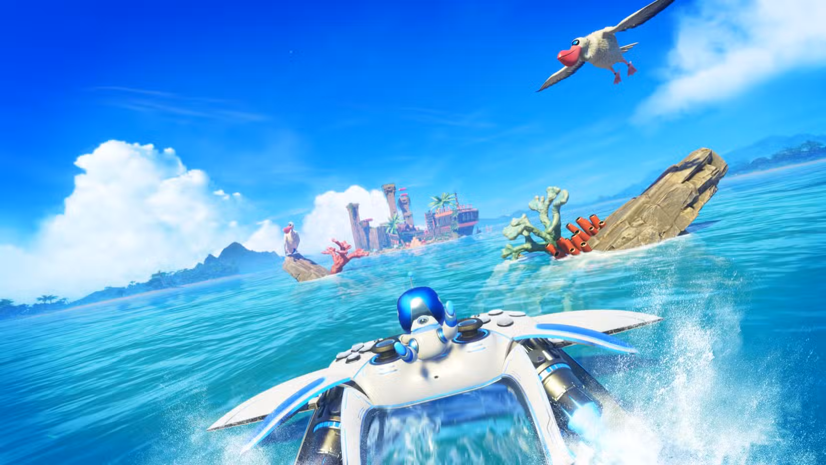 Astro anda na parte de trás de uma nave controladora DualSense sobre a água em uma captura de tela do Astro Bot