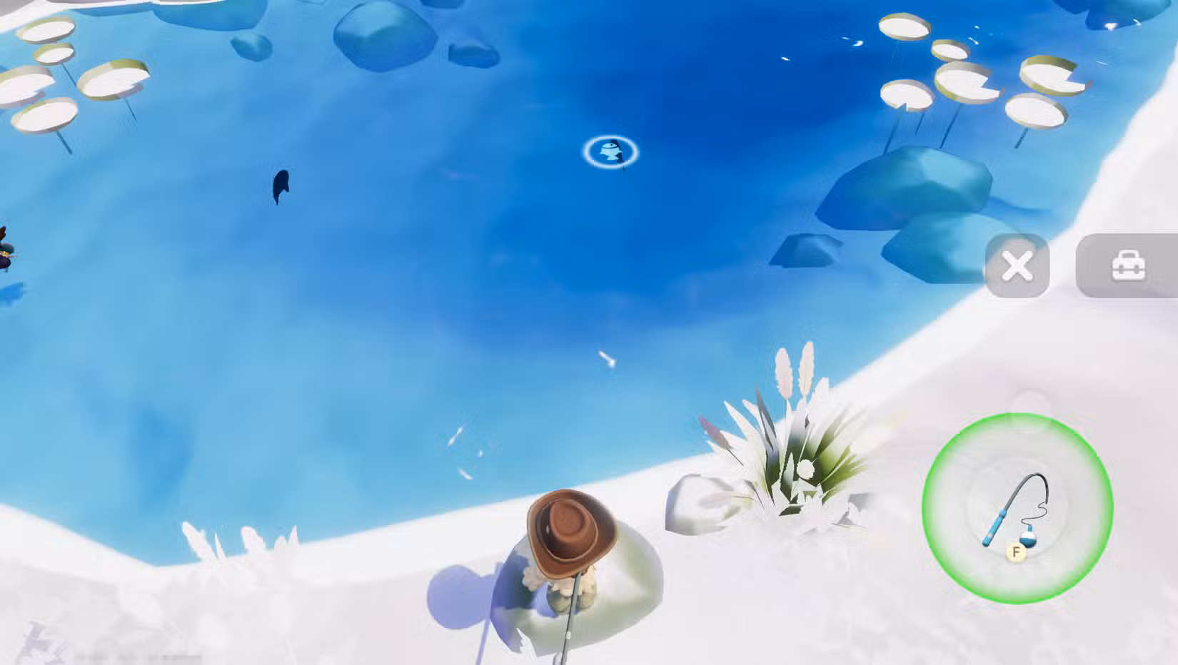 Um personagem de Heartopia lança uma linha de pesca para longe para alcançar uma sombra