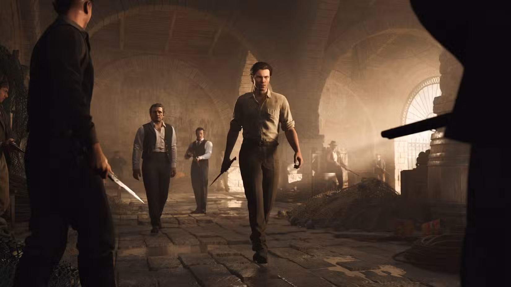 máfia-o-velho-país-enzo-caminhando