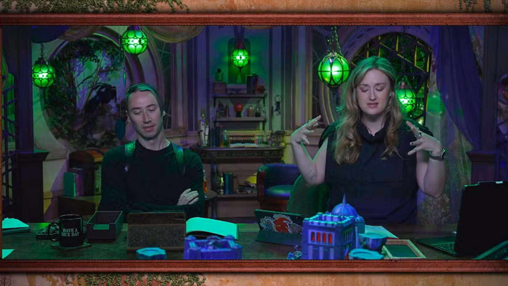 Uma imagem do episódio 18 de Critical Role com Alexander Ward e Ashley Johnson.
