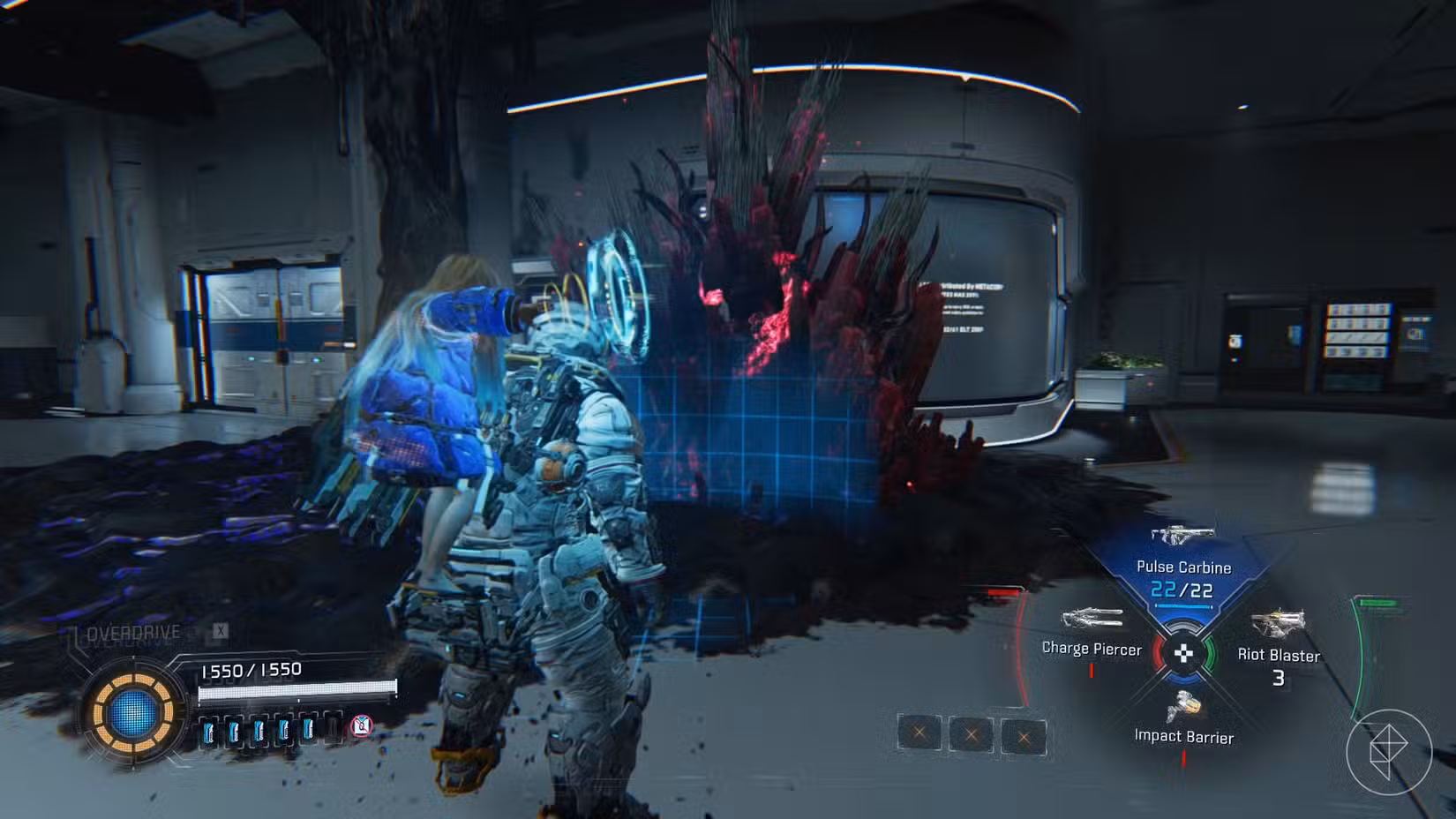 Uma menina nas costas de um homem com anéis azuis saindo de sua mão em frente a uma pilha de filamentos vermelhos e pretos em Pragmata.