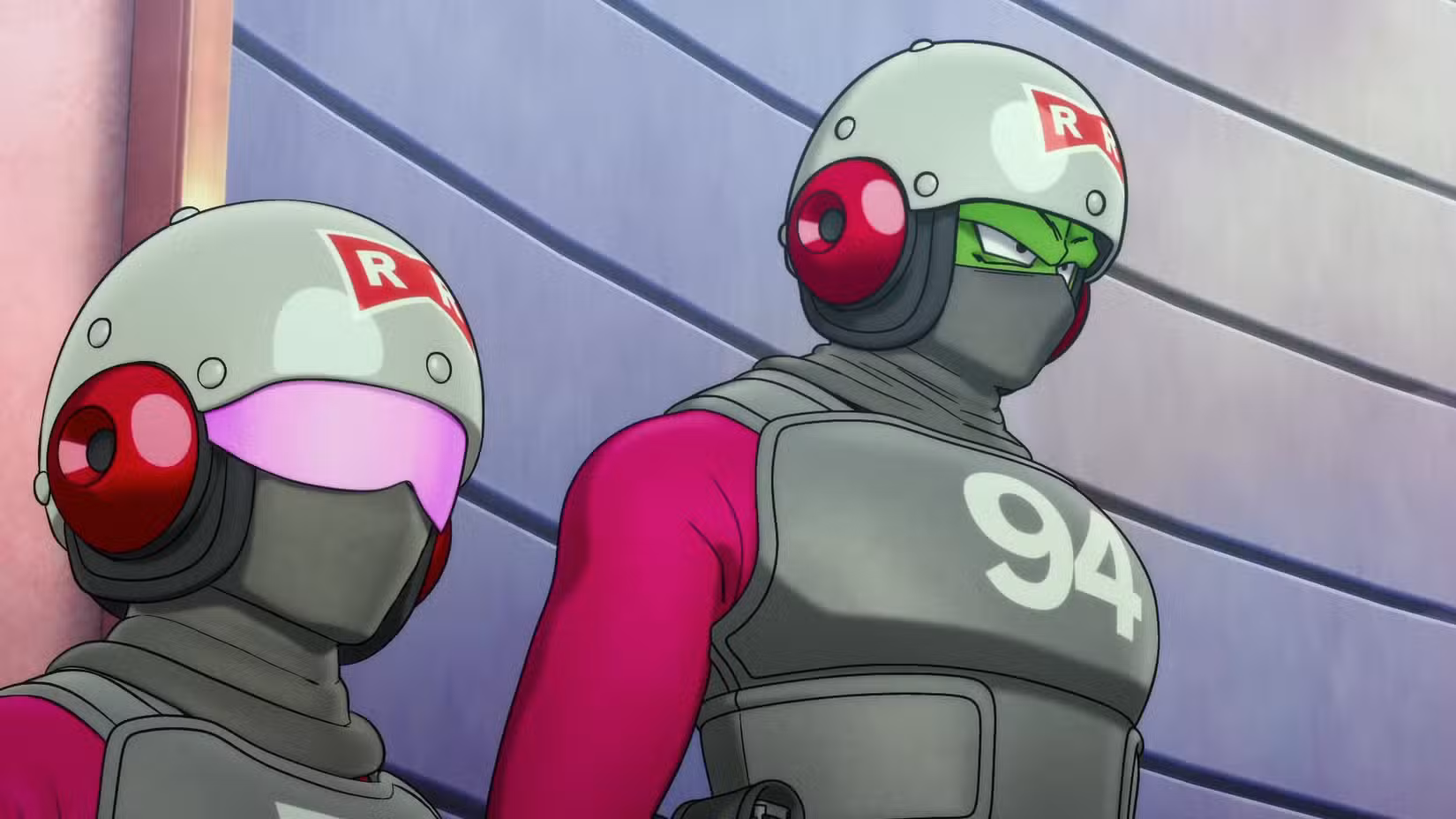 Piccolo disfarçado de soldado do Exército Red Ribbon em Dragon Ball Super Super Hero