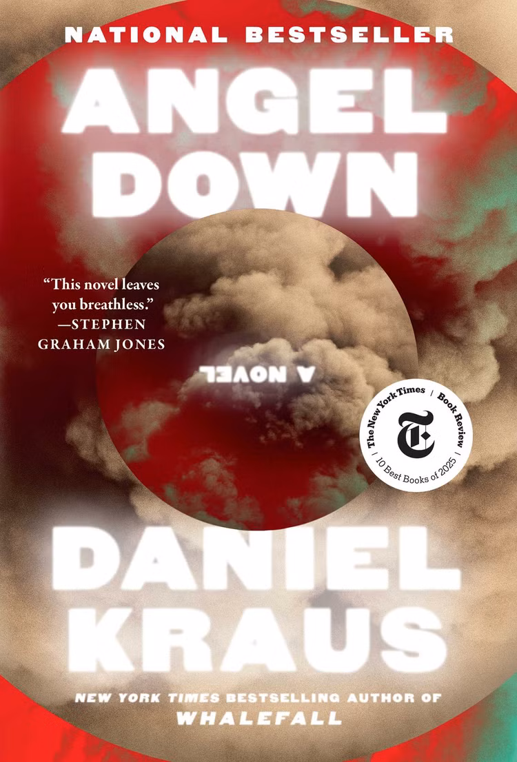 A capa de Angel Down, de Daniel Kraus, retratando nuvens de fumaça vermelhas e verdes 